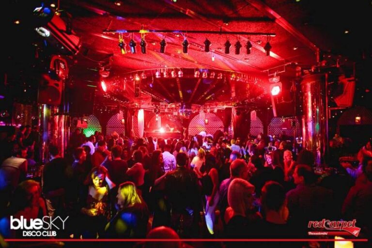 Παρασκευή 5/6, ώρα 22:30, Αυθεντική Disco