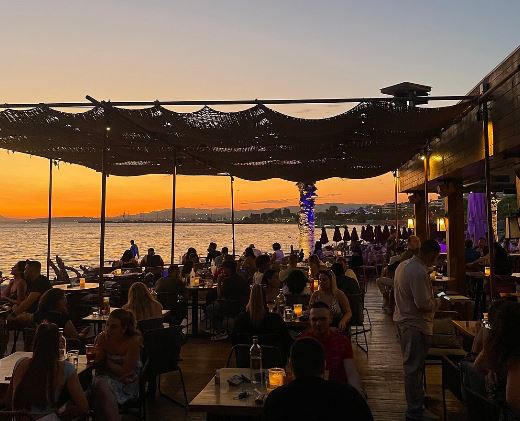 Παρασκευή 26/6ώρα 21:30Singles’ Night OutSummer Party